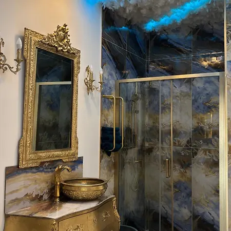 Апартаменты Aphrodite Hammam ,balneo ,nimes Centre