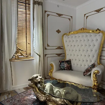 아파트 Aphrodite Hammam ,balneo ,nimes Centre 님