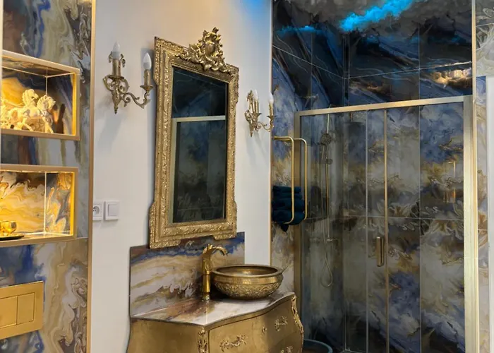 Aphrodite Hammam ,balnéo ,nîmes Centre Appartamento *