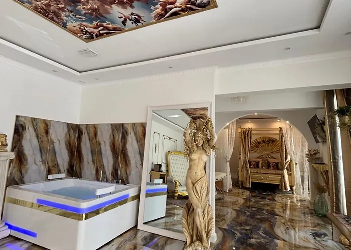 Appartamento Aphrodite Hammam ,balnéo ,nîmes Centre *